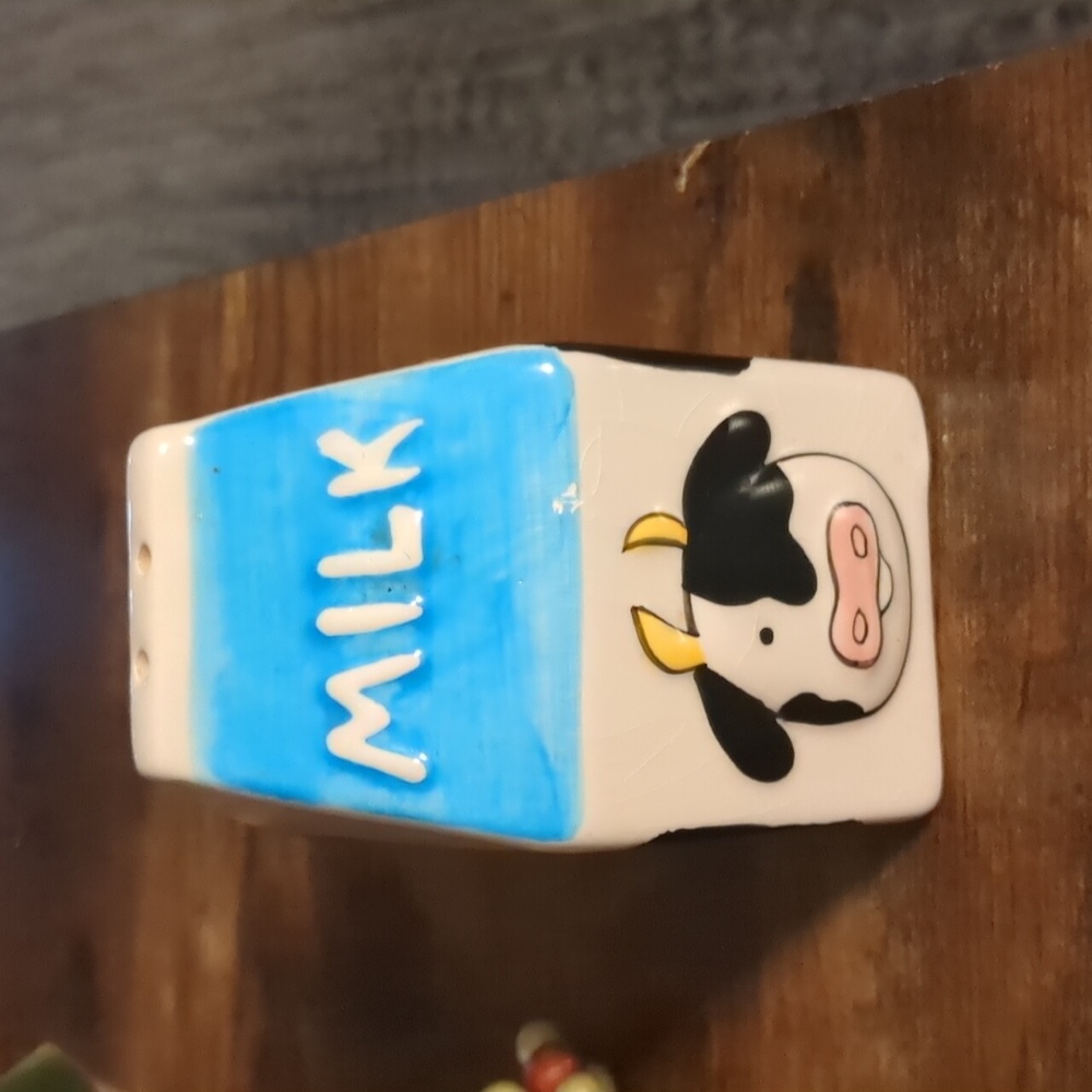 Cow milk bottle salt shaker